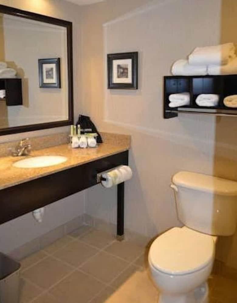 Holiday Inn Express Hotels Biddeford By Ihg Extérieur photo