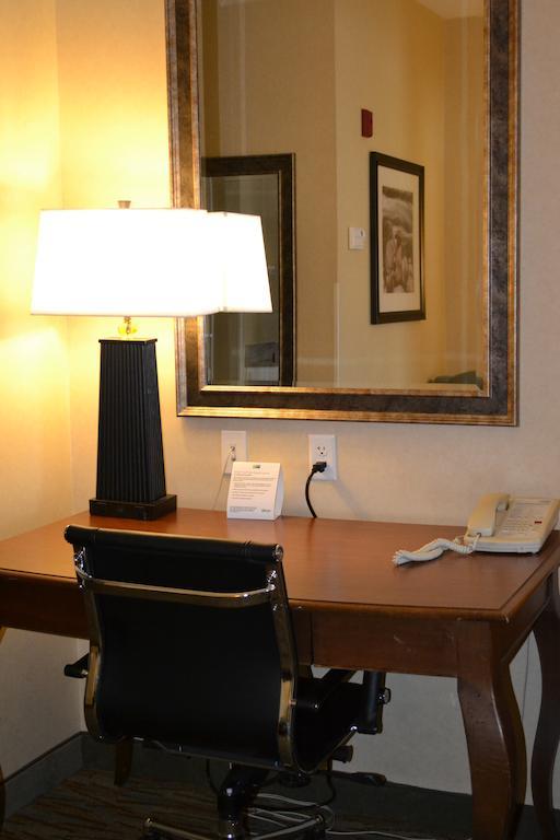 Holiday Inn Express Hotels Biddeford By Ihg Chambre photo